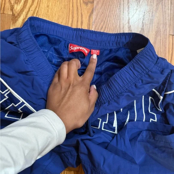 Supreme Arc Water Shorts ‘Royal’ - Picture 3 of 6